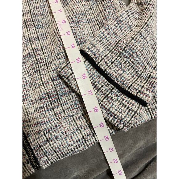 BCBGeneration‎ Knit Jacket Size Large Gray Tweed Zip Lightweight Blazer - Picture 7 of 7